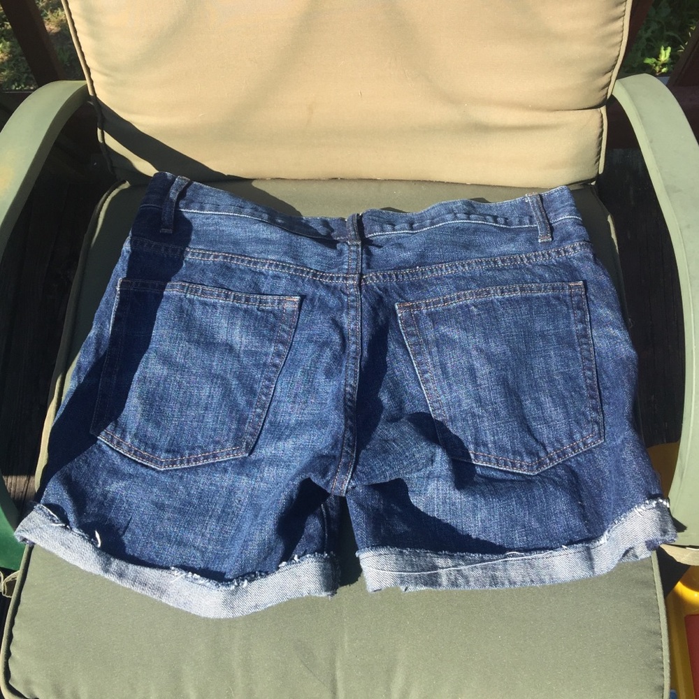 SHORTS🌱 - Picture 2 of 5